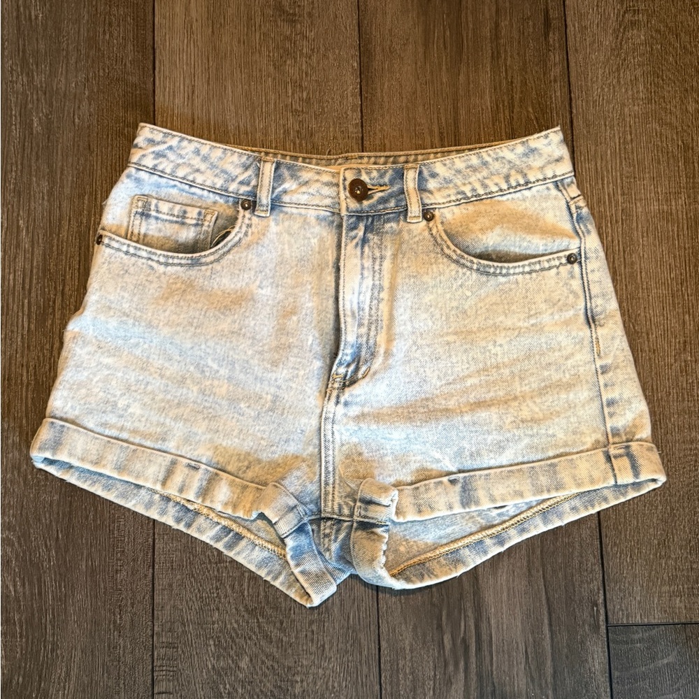Bullhead Blue Mom Jean Shorts